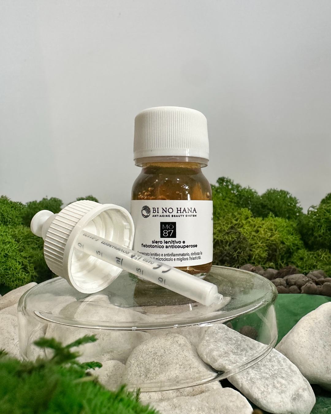 Mò87 Siero Viso Lenitivo e Fiebotonico Anticouperose